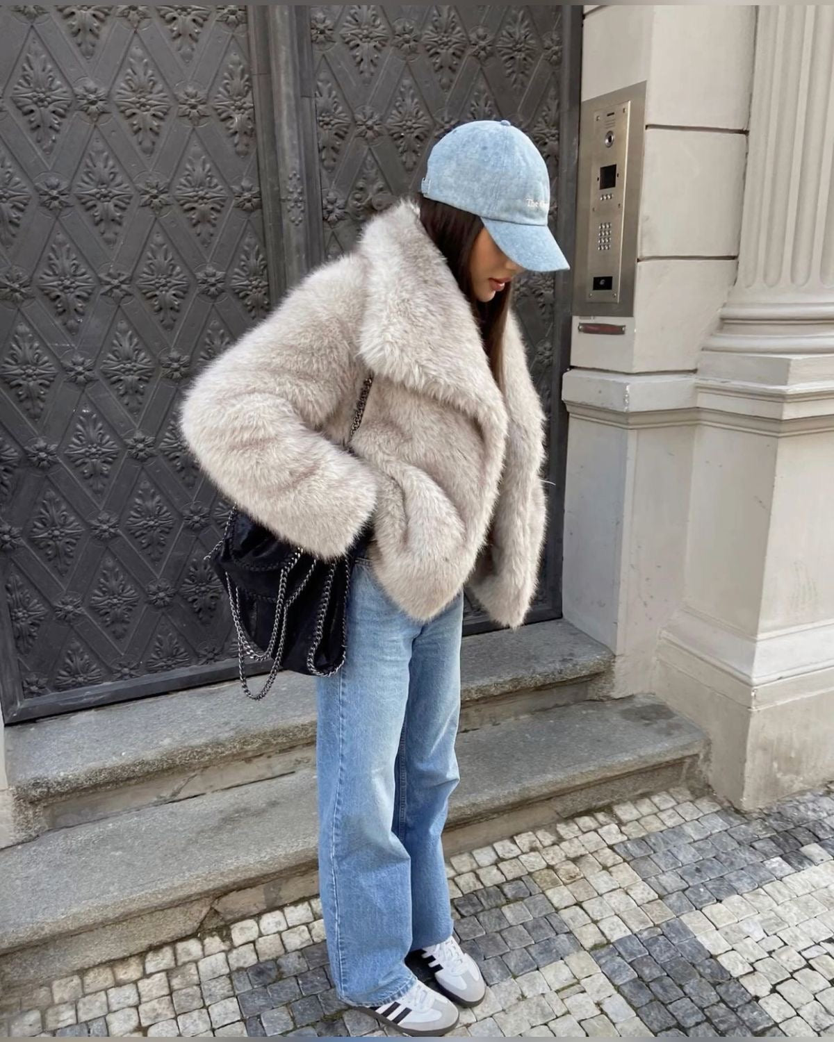 JULIE | Faux Fur Coat